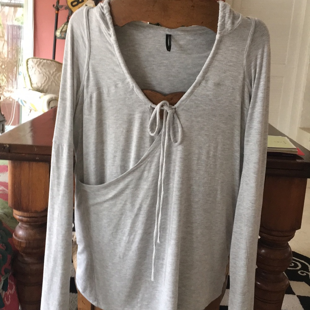 Hooded top
